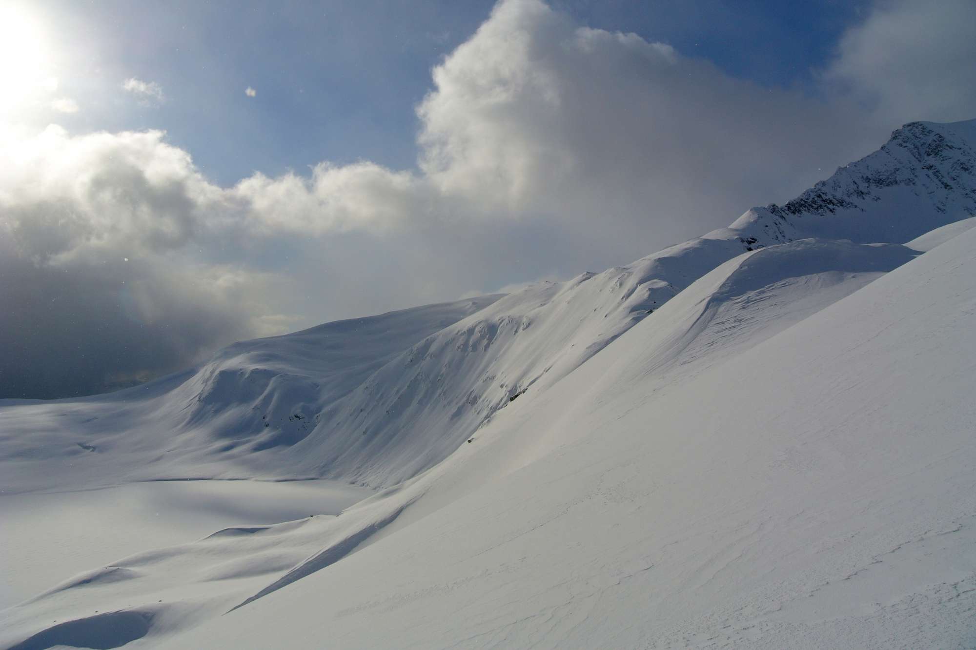 Scialpinismo a Senja, l'isola magica a nord del Circolo Polare Artico